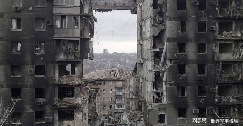 俄军饱和打击技术复盘:1500天困局的三层战略死结 新闻