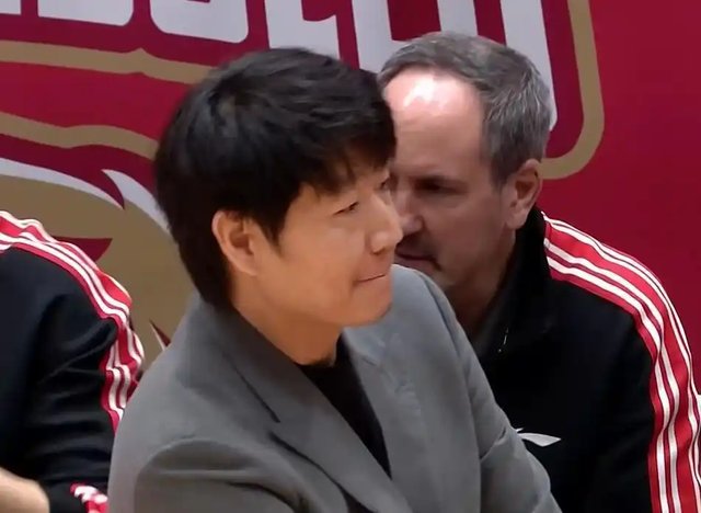  山东男篮溃败深析：战术失控与体系崩塌的技术根源 体育新闻