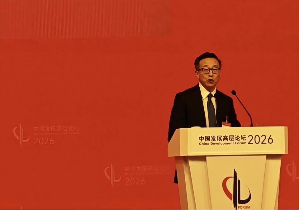  蔡崇信论中国AI崛起路径；电力开源制造三足鼎立，铸就全球竞争新格局。 IT技术 蔡崇信论中国AI崛起路径；电力开源制造三足鼎立，铸就全球竞争新格局。 IT技术