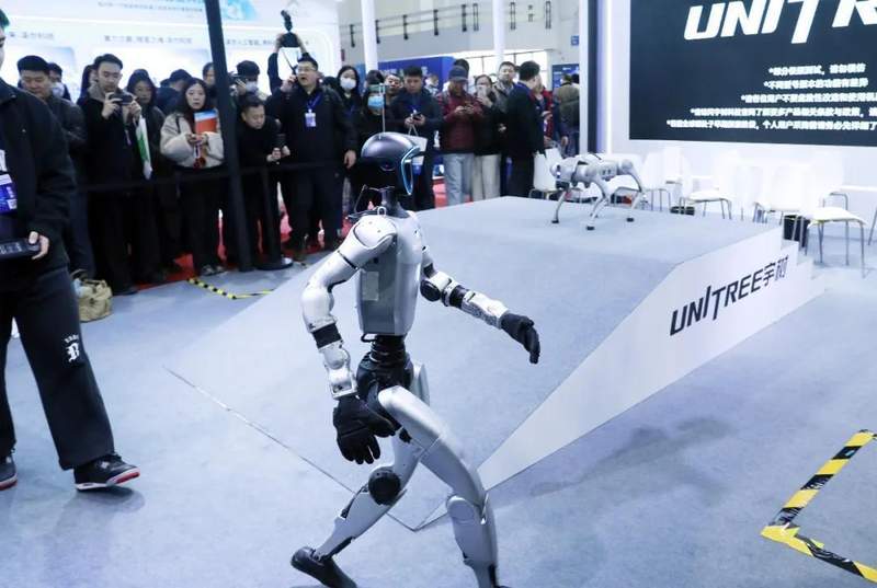  互联网巨头跨界博弈：美团硬科技投资版图的深度复盘与质疑 IT技术