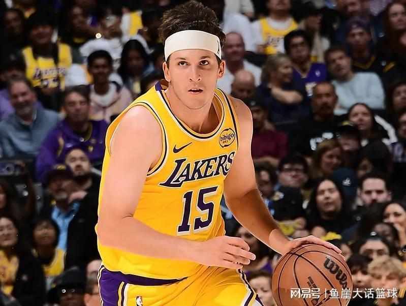  数以百计的战术变阵：揭秘NBA强队突围路径与格局重塑 体育新闻