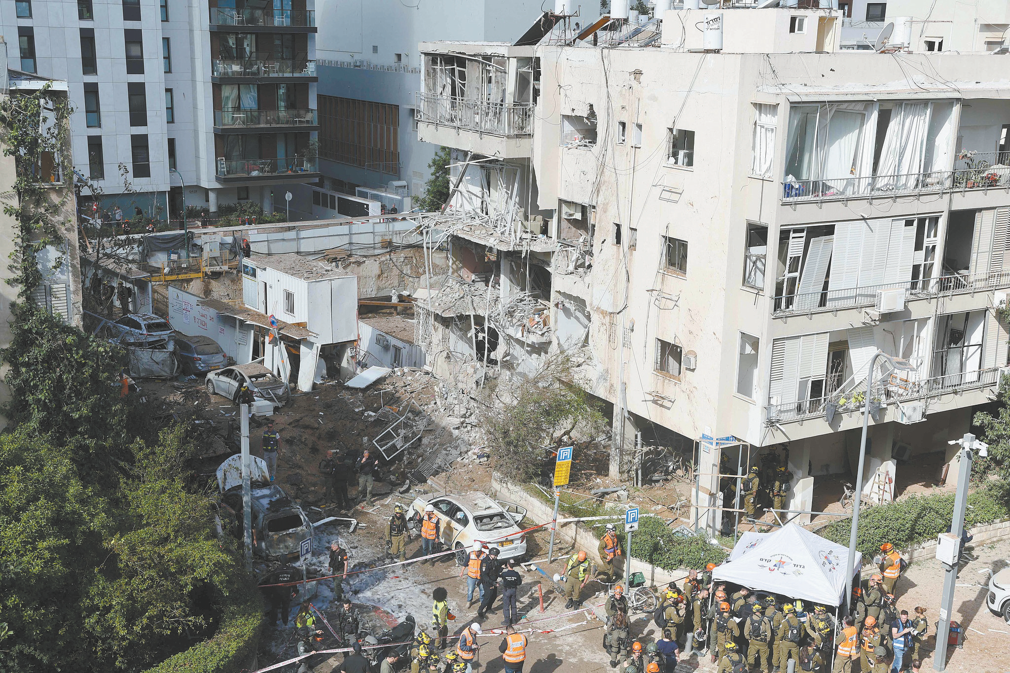 【深度解析】美伊博弈迷局：信息战、军事部署与外交窗口期的三重博弈