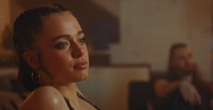 从「星二代」到「Shi Jolie」:希洛·朱莉的基因遗传与职业突围全解析 娱乐新闻