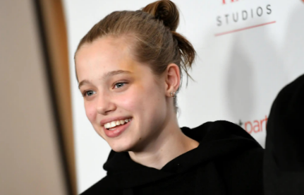 从「星二代」到「Shi Jolie」:希洛·朱莉的基因遗传与职业突围全解析 娱乐新闻