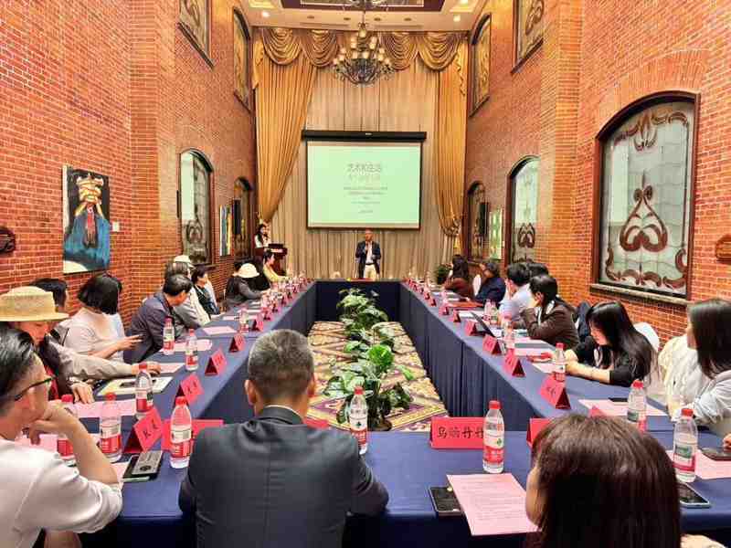  【深度】从《山海经》到北外滩：一位华裔艺术家如何用德国表现主义重构东方美学 文化旅游
