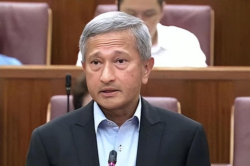  霍尔木兹困局：地缘博弈中的小国外交抉择与技术分析 新闻
